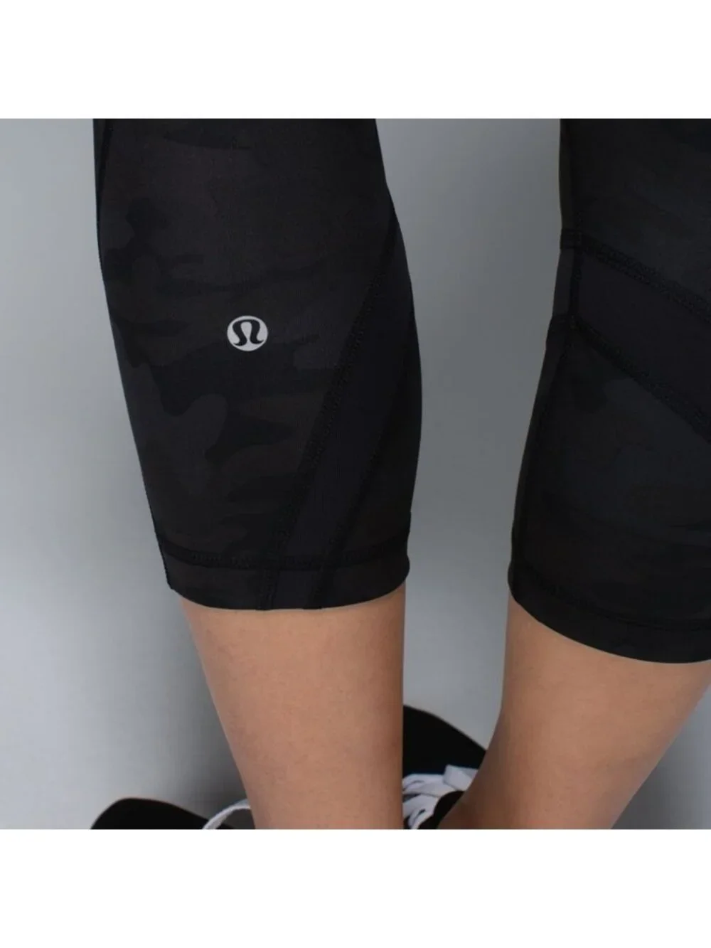 Lululemon Run: Inspire Crop II *All Luxtreme Savasana Camo 20cm New Blk